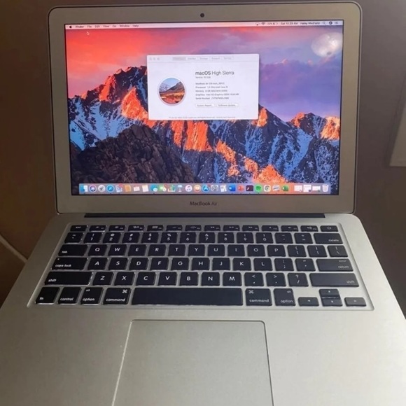Apple Macbook Air 13in